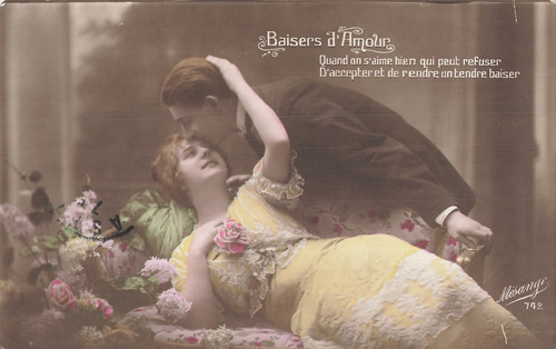 Homme embrasse femme roses - embrasse,