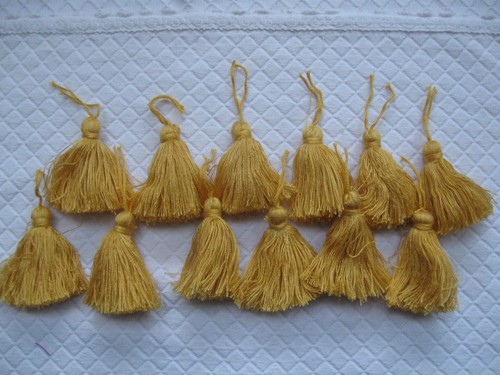 Petits pompons gland - 12,