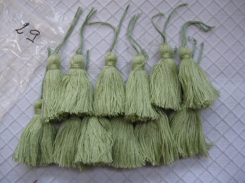 Petits pompons gland - pompons,